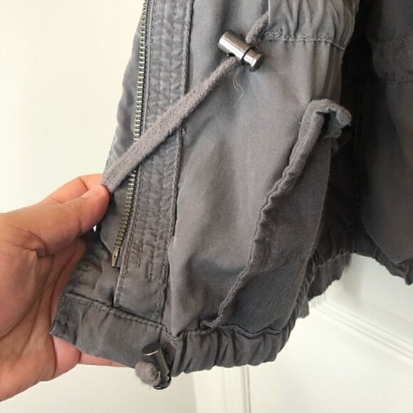 Ricki’s Women’s Utility/ Cargo Jacket drawstring in Large in olive and grey (2) - Picture 7 of 8
